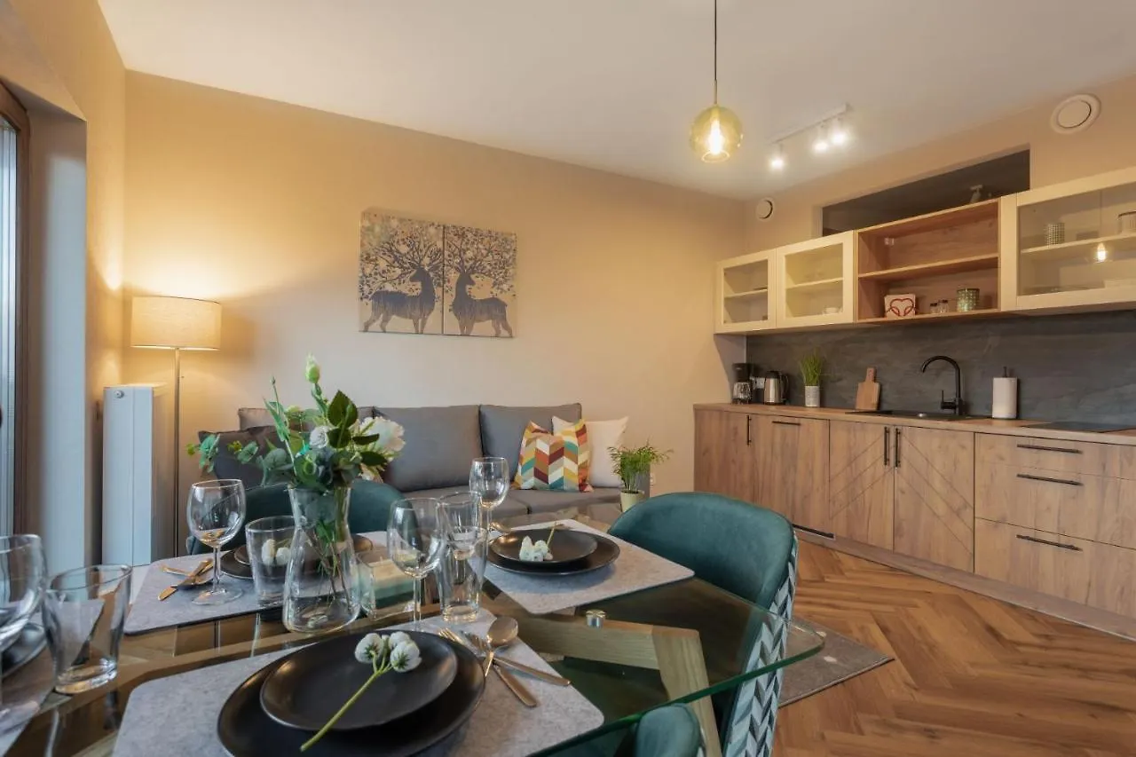 Green Park Resort B11- Z Dostepem Do Basenu, Sauny, Jacuzzi, Silowni Szklarska Poręba Apartament